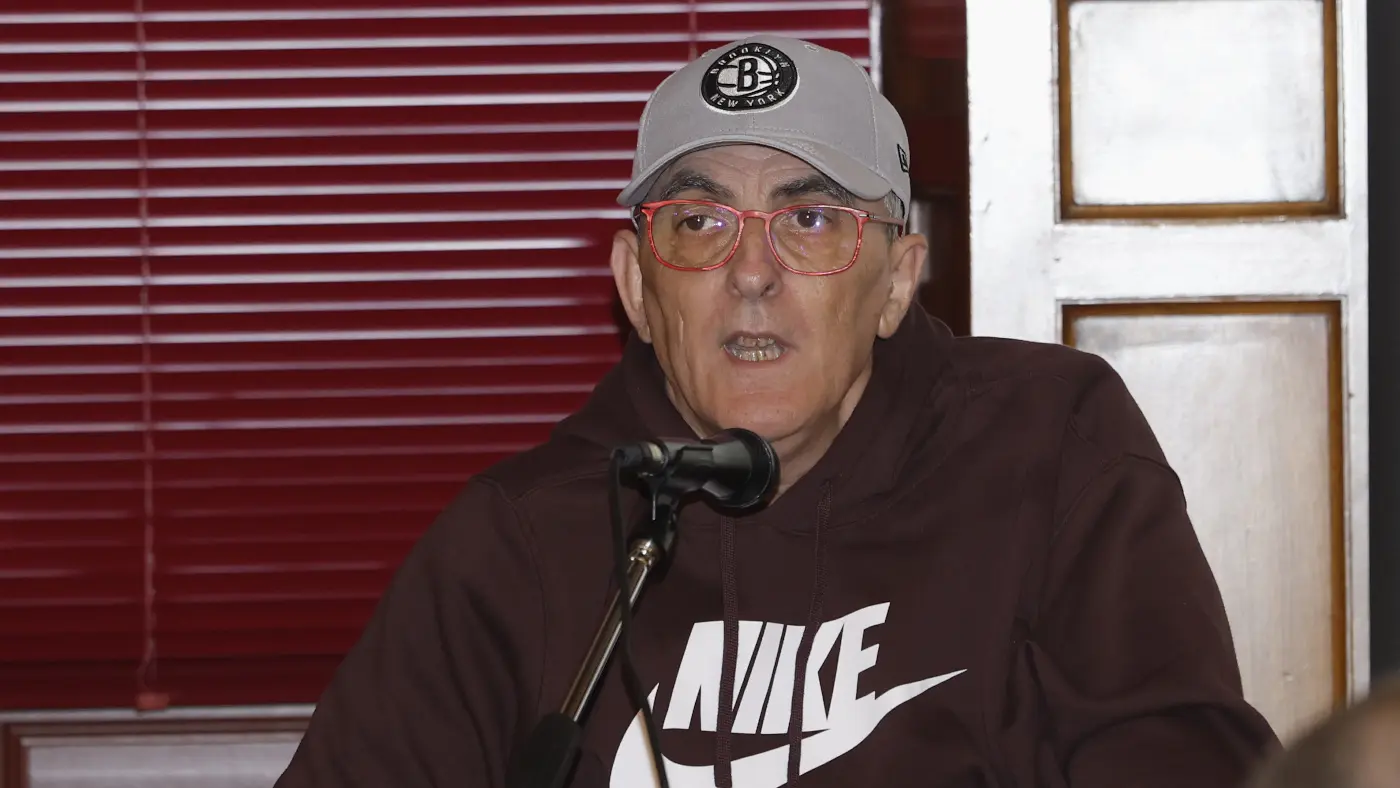 Aquilino González ofreció una charla sobre el desastre de Annual Imagen de la charla de Aquilino González